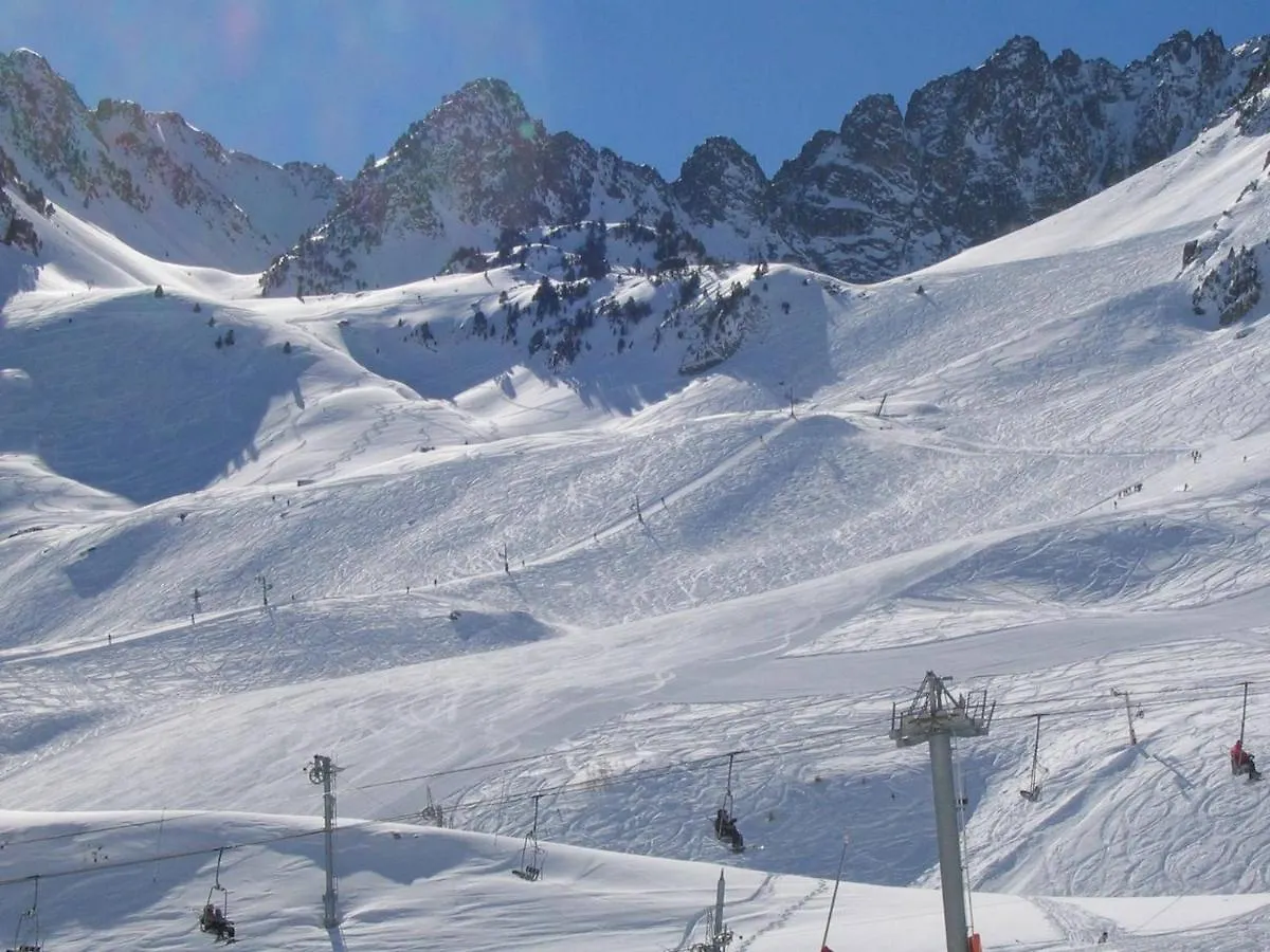Studio Cabine 5 Pers, Balcon, 80M Pistes, Animaux Ok - Fr-1-404-228 ラ・モンジー アパート